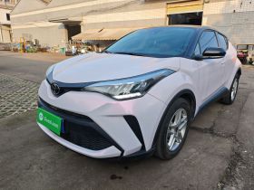 丰田C-HR 2023款 2.0L 舒适版