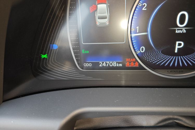 雷克萨斯ES 2024款 200 臻享版中控内饰15