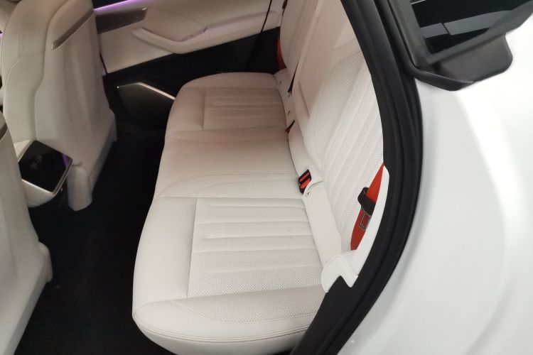 乐道L60 2024款 60kWh 后驱版中控内饰21