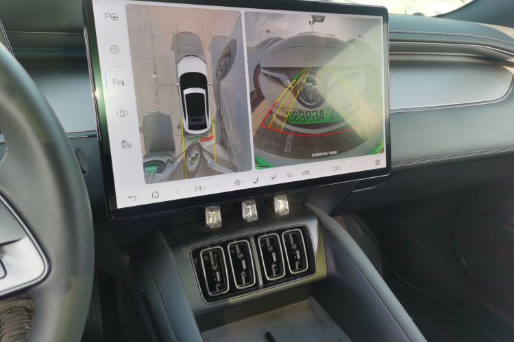 比亚迪 宋L EV 2025款 智驾版 662km 激光雷达卓越型局部细节16