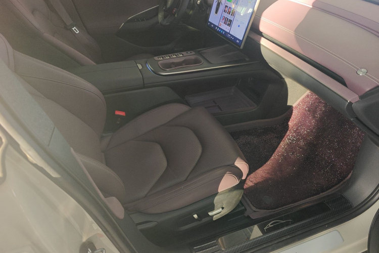 小米汽车 小米SU7 2024款 后驱超长续航高阶智驾Pro版局部细节41