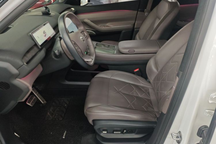 蔚来ES7 2022款 100kWh 首发版中控内饰19