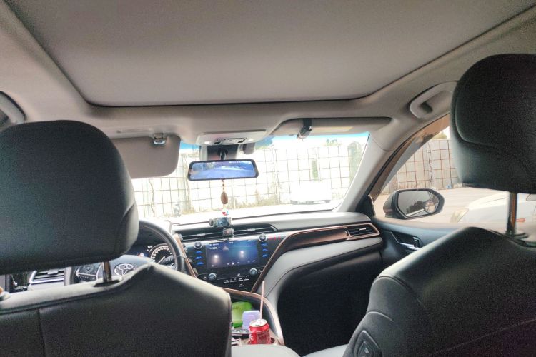 丰田 凯美瑞 2019款 双擎 2.5HQ 旗舰版 国VI中控内饰22