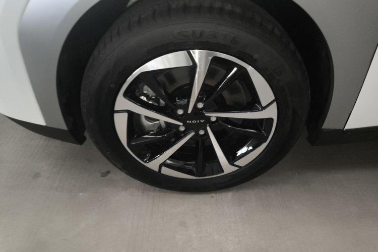 埃安 AION Y 2025款 Plus 510 智享版车身外观6007