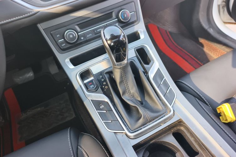 吉利汽车 帝豪 2021款 UP 1.5L CVT豪华型中控内饰18