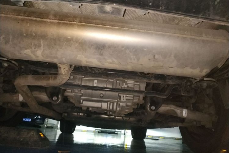 鸿蒙智行 问界M7 2024款 1.5T 后驱Plus版 5座局部细节9009