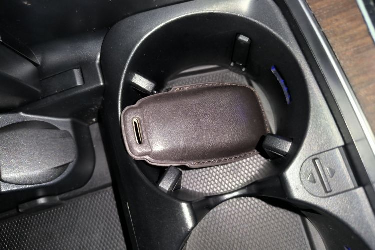 奔驰GLC 2020款 GLC 300 L 4MATIC 豪华型中控内饰11