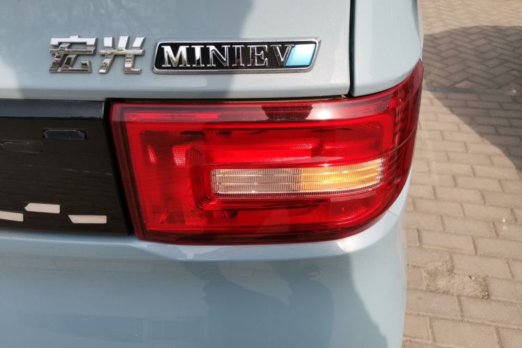 五菱汽车 宏光MINIEV 2020款 自在款 磷酸铁锂车身外观6006
