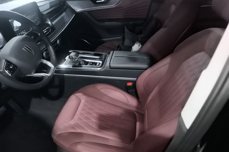 红旗HS5 2023款 2.0T 四驱旗享Pro版局部细节19