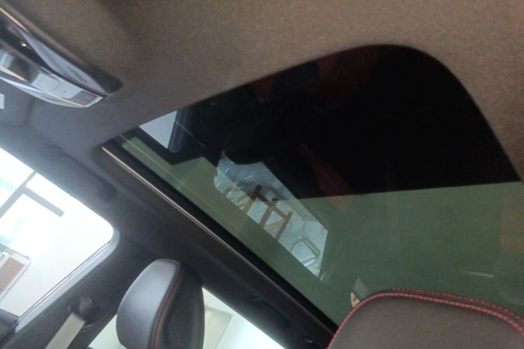 吉利汽车 吉利icon 2020款 1.5TD i9 BSG中控内饰22