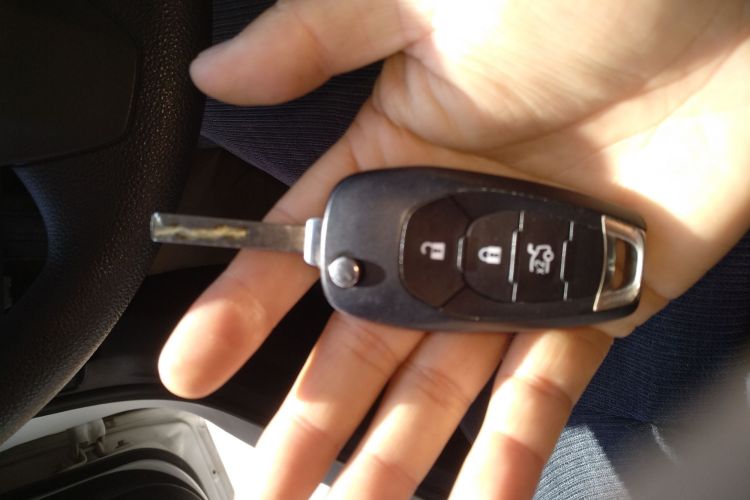 雪佛兰 科鲁兹 2017款 1.5L 自动先锋天窗版中控内饰7001