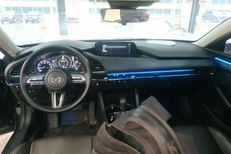马自达3 昂克赛拉 2022款 2.0L 自动质睿版中控内饰7002