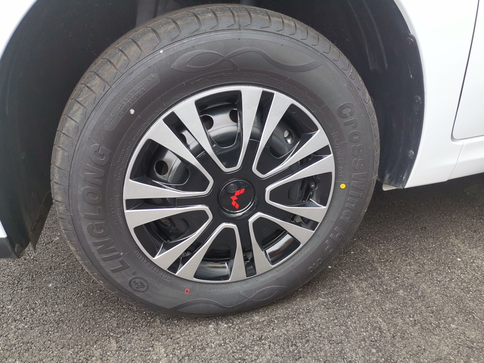 五菱汽车 五菱宏光新能源 2024款 纯电版 300KM 标准型