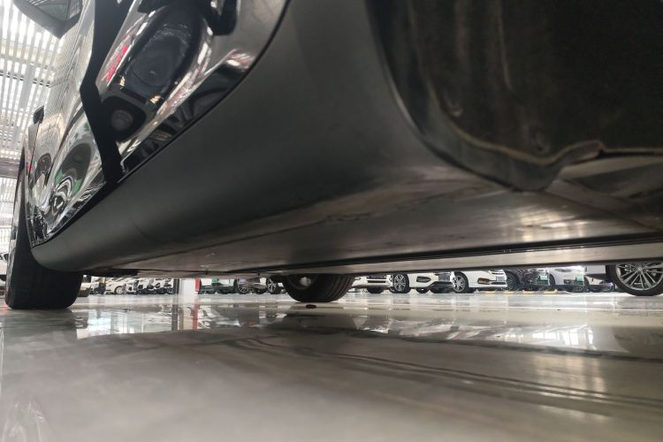 特斯拉 Model Y 2022款 改款 后轮驱动版局部细节9002