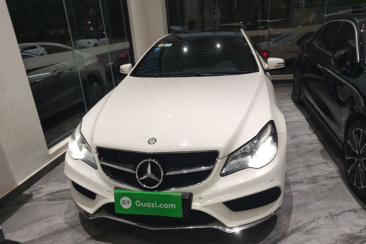 奔驰E级(进口) 2016款 E 200 轿跑车 灵动版车身外观2