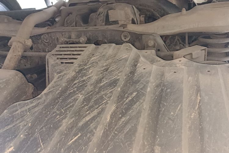 理想汽车 理想ONE 2021款 增程6座版局部细节9009