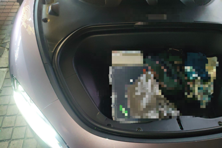 小米汽车 小米SU7 2024款 四驱超长续航高阶智驾Max版局部细节9006