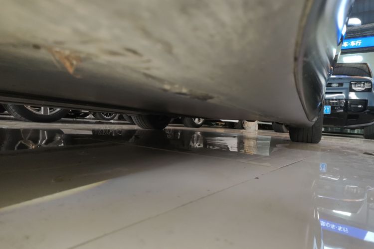 特斯拉 Model 3 2022款 后轮驱动版局部细节9002