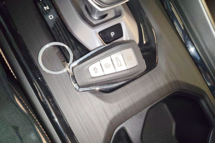 吉利汽车 豪越PRO 2024款 1.5T DCT 纵横+中控内饰11