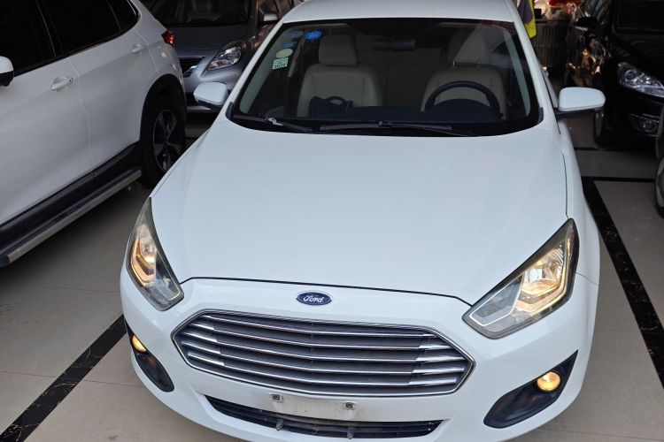 福特 福睿斯 2015款 1.5L 手动舒适型车身外观6001