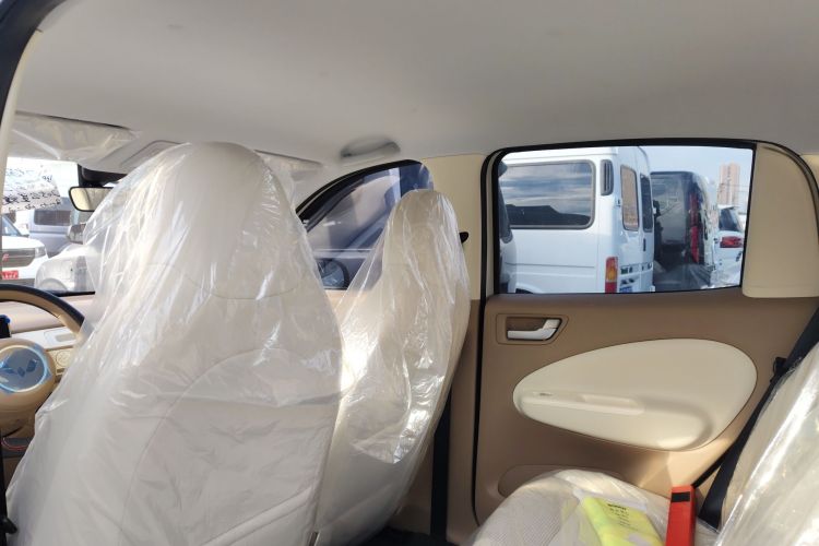 五菱汽车 宏光MINIEV 2025款 四门版 进阶款中控内饰22