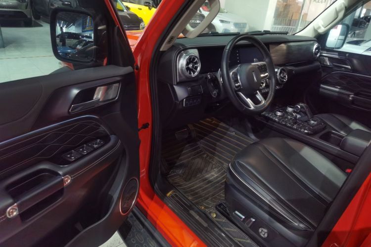 坦克300 2021款 越野版 2.0T 征服者中控内饰7003