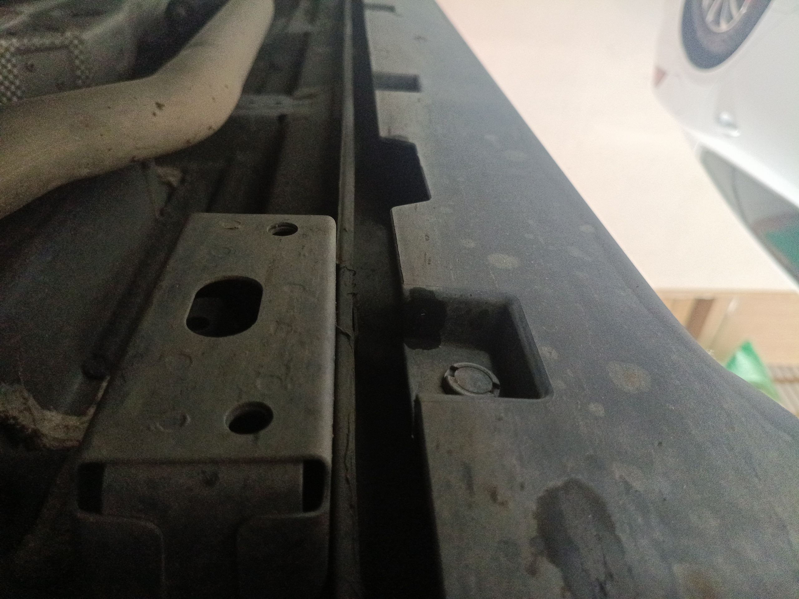 比亚迪 汉 2024款 DM-i 荣耀版 121KM 精英型