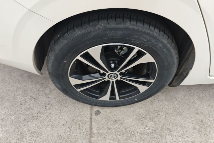 日产 轩逸 2022款 1.6L XL CVT悦享版车身外观6008