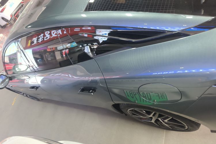 比亚迪 汉L 2025款 DM-p 四驱激光雷达旗舰型车身外观6003