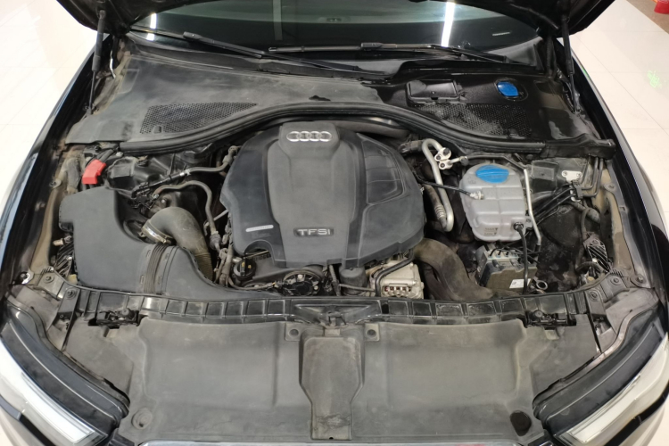 奥迪A6L 2017款 TFSI 技术型机舱底盘24