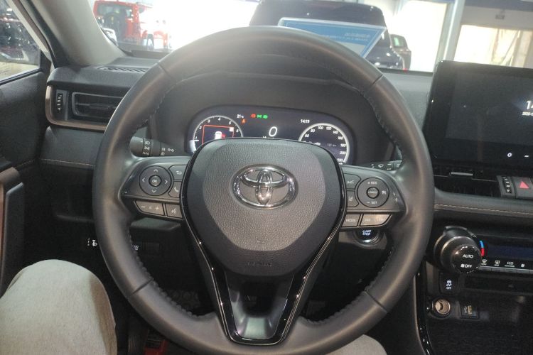 丰田 威兰达 2024款 2.0L CVT两驱都市版中控内饰13