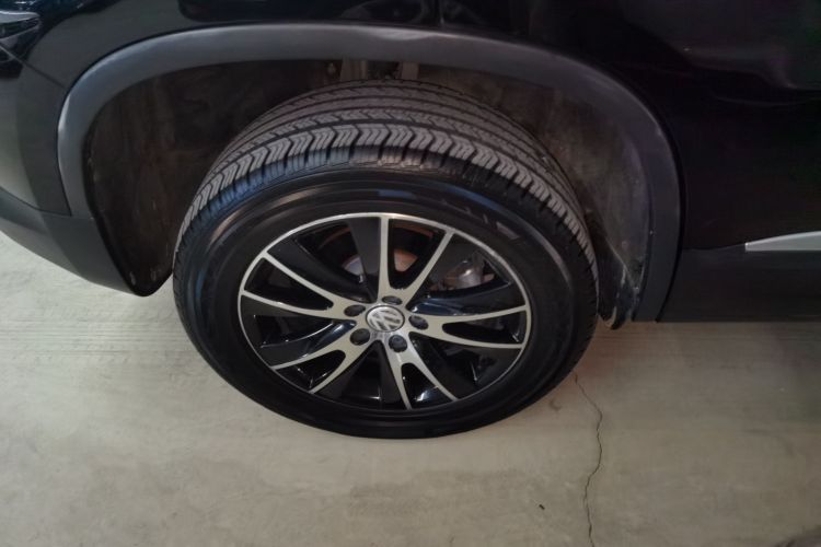 大众 途观 2015款 1.8TSI 自动两驱豪华型车身外观6008