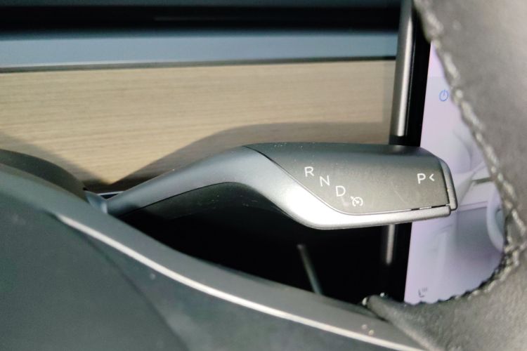 特斯拉 Model 3 2019款 标准续航后驱升级版局部细节18