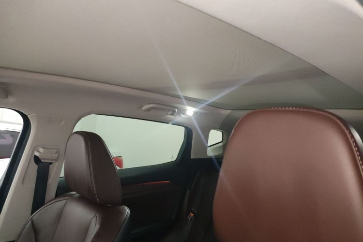 魏牌 VV6 2021款 2.0T 两驱智护+中控内饰22