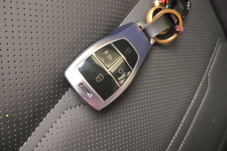 北京越野 北京BJ30 2024款 1.5T 魔核电驱进阶版中控内饰11