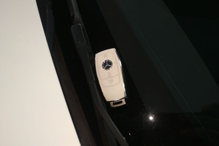 奔驰C级 2020款 改款 C 200 L 时尚型运动版中控内饰11