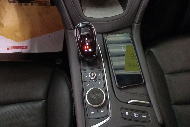 凯迪拉克XT6 2022款 2.0T 六座四驱豪华型局部细节18