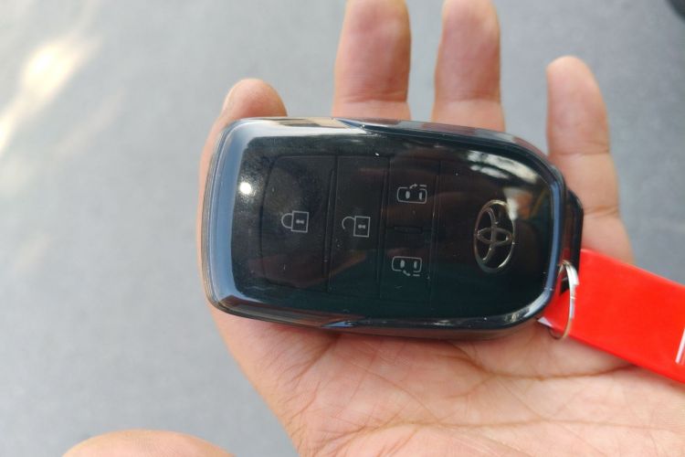 丰田 赛那SIENNA 2024款 2.5L混动 舒适版中控内饰7001