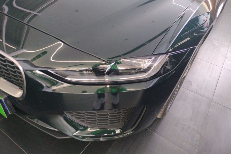 捷豹XEL 2022款 2.0T 250PS R-DYNAMIC S进取运动版局部细节36