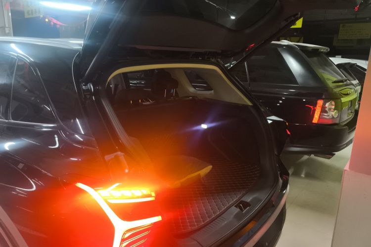 红旗HS3 2023款 1.5T 两驱善为版局部细节23