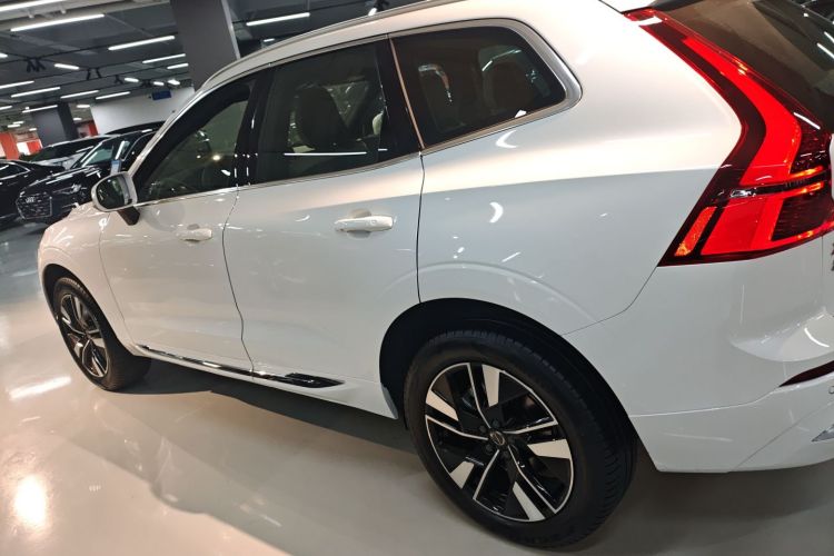 沃尔沃XC60 2026款 B5 四驱智远豪华版车身外观6003