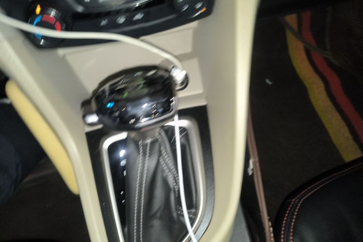 别克 英朗 2016款 15N 自动进取型局部细节18