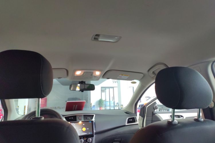 日产 轩逸 2022款 经典 1.6XE CVT舒适版中控内饰22