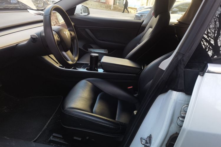 特斯拉 Model 3(进口) 2019款 长续航后驱版中控内饰19