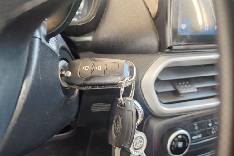 福特 翼搏 2018款 1.5L 自动精翼型中控内饰11