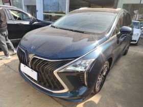 东风风行 风行游艇 2022款 1.5T DCT追风版