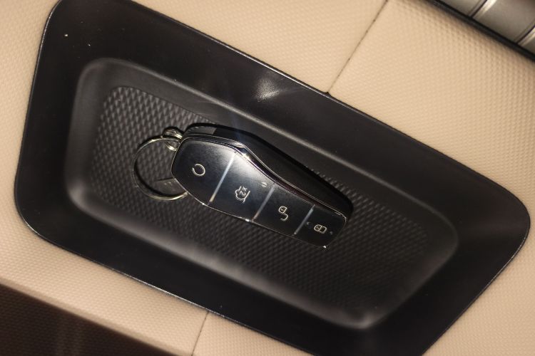 比亚迪 海豚 2025款 420km 自由版中控内饰11