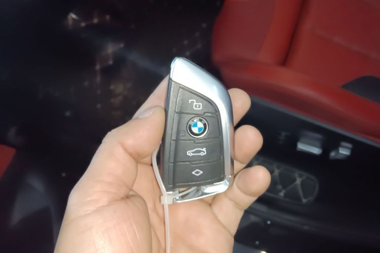 宝马X3 M 2022款 X3 M雷霆版中控内饰11