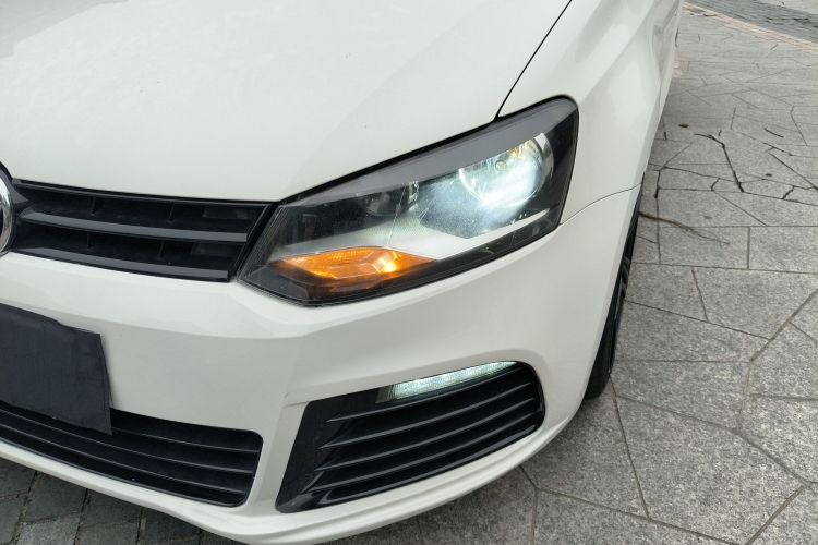 大众 Polo 2016款 1.4L 自动风尚型局部细节36