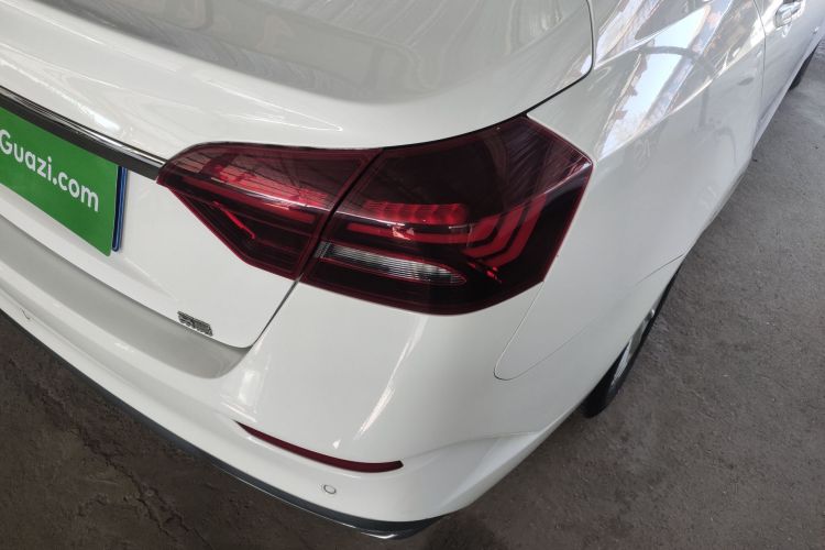 吉利汽车 帝豪 2021款 UP 1.5L 手动豪华型车身外观9